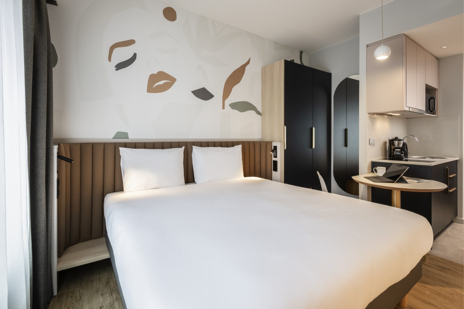 open space furniture instatalation