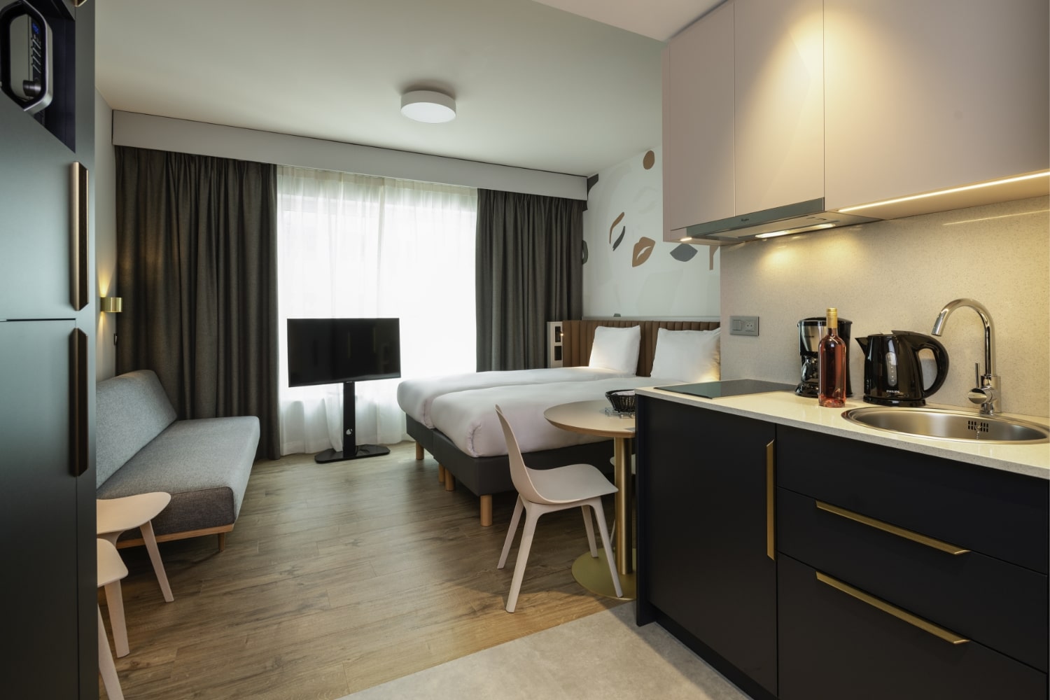 open space furniture instatalation