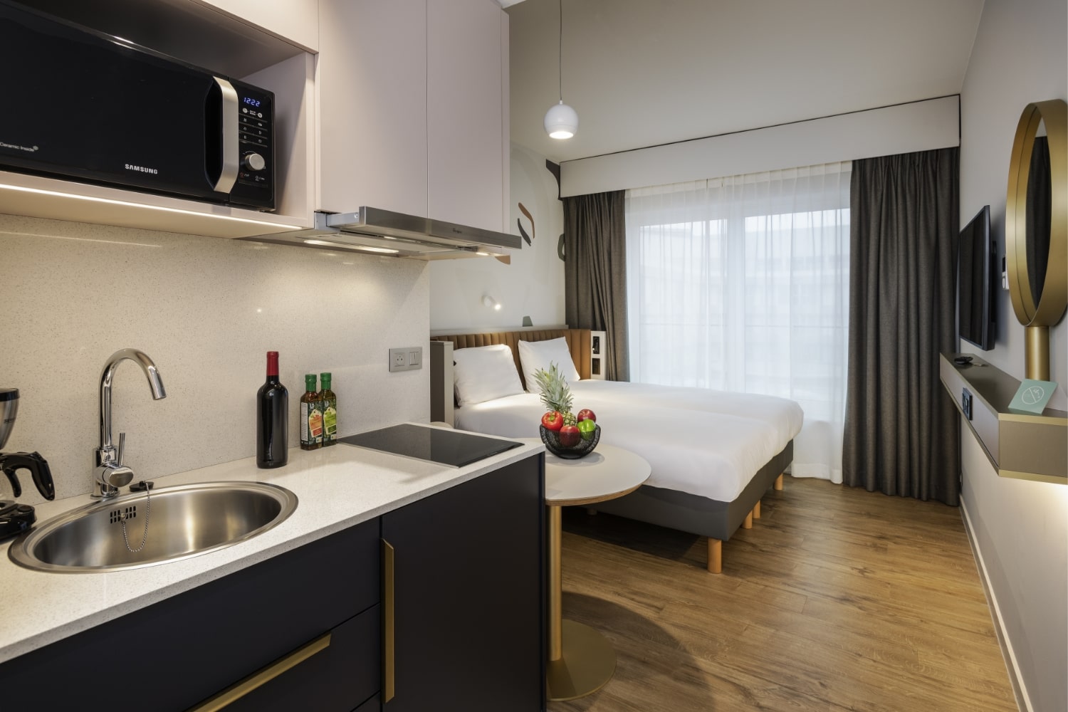 hotel room instatalation