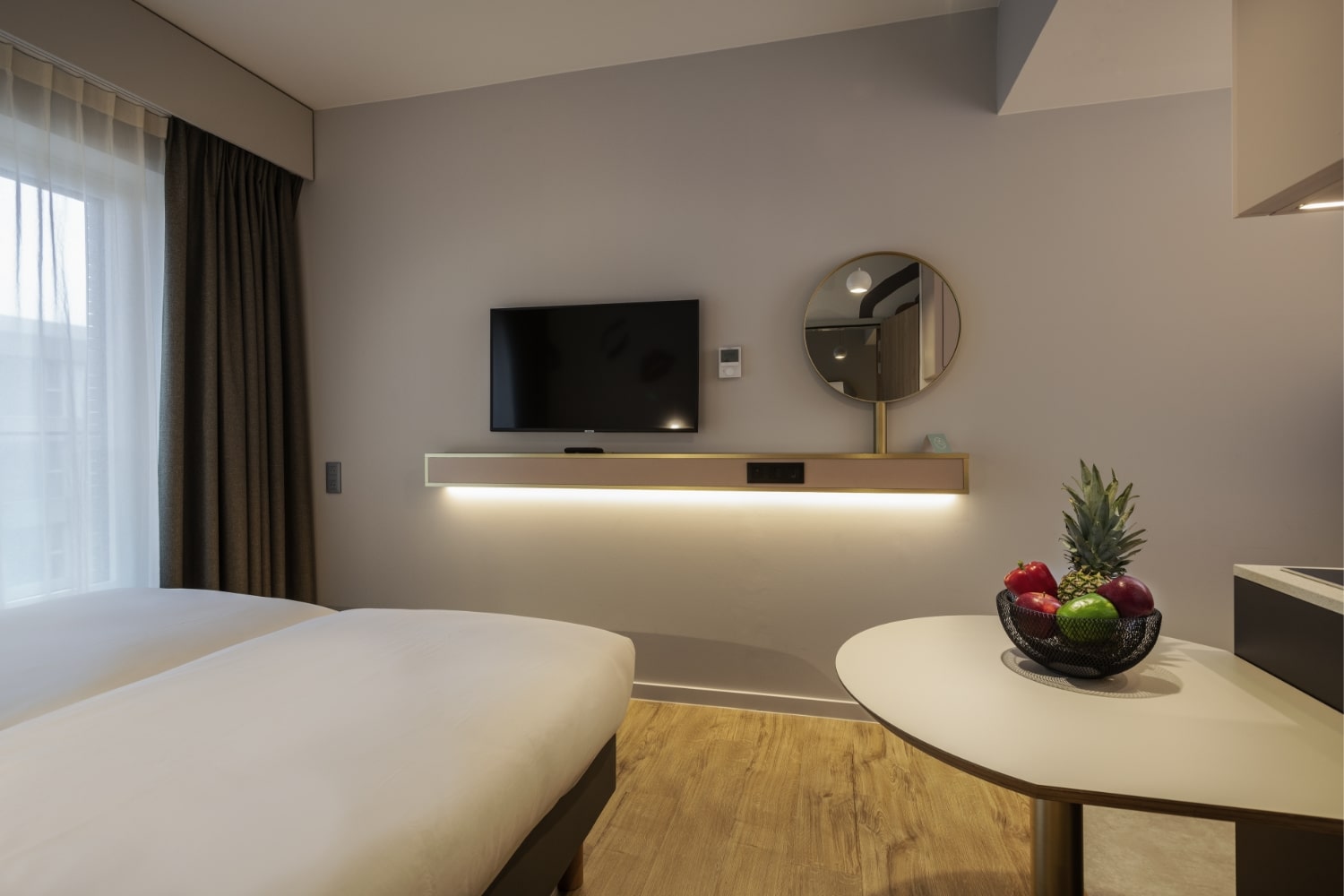 hotel room instatalation