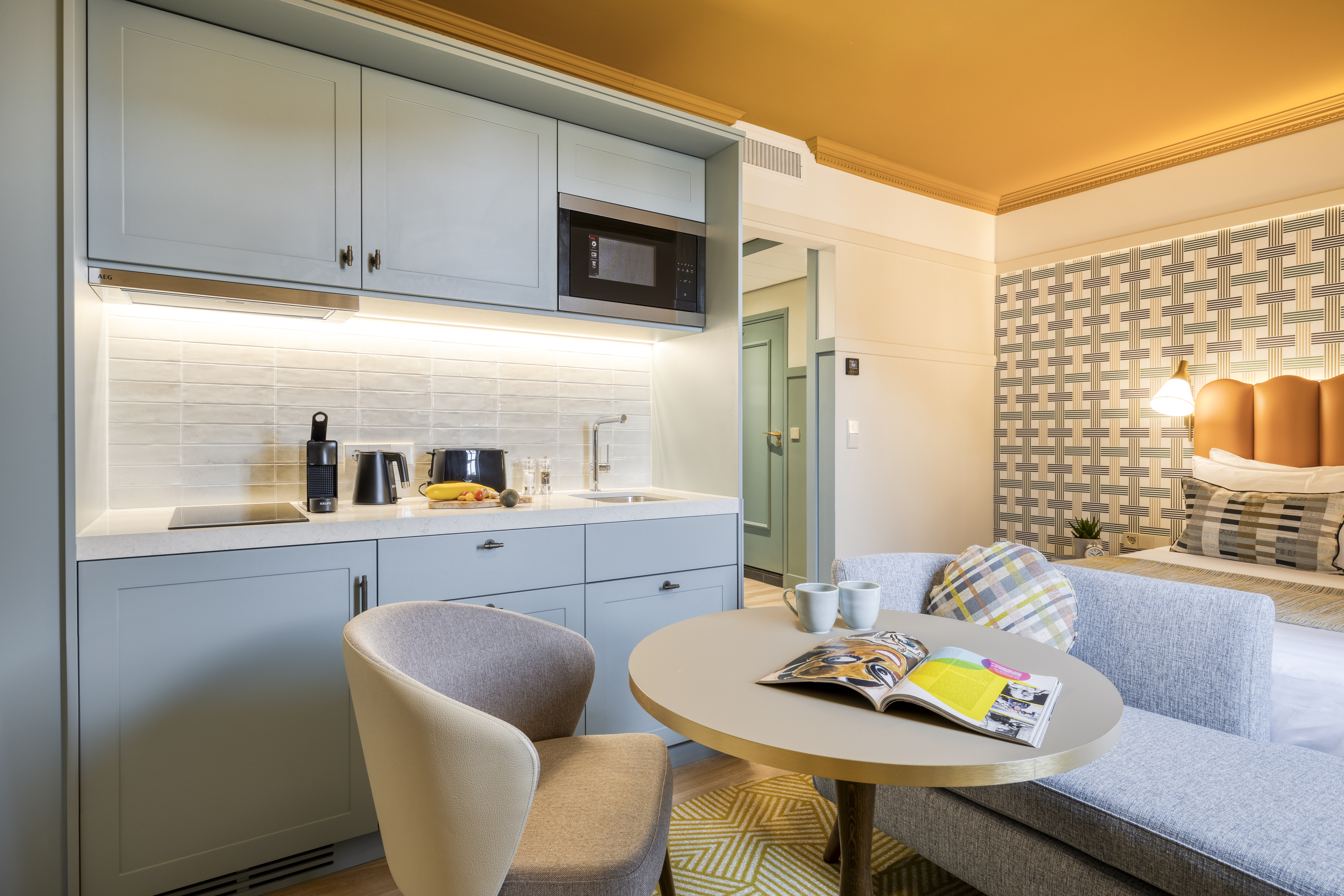 furniture instalation Rooms Hotel in Munchen