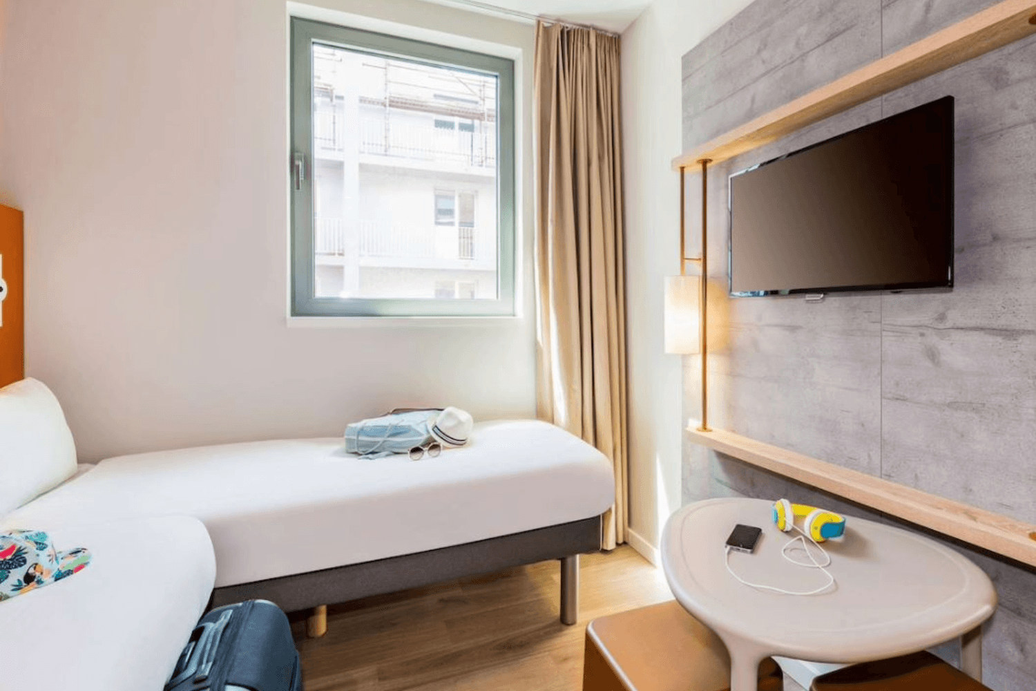 hotel room instalation