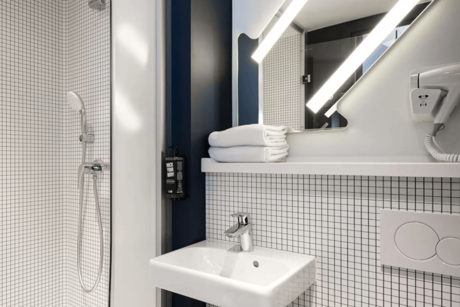 hotel room instalation