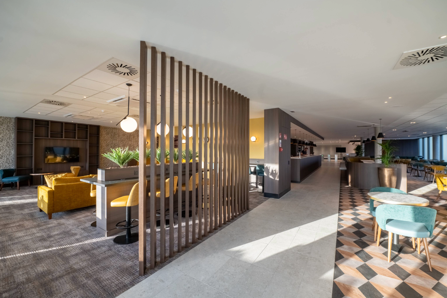 Golf club hotel instalation