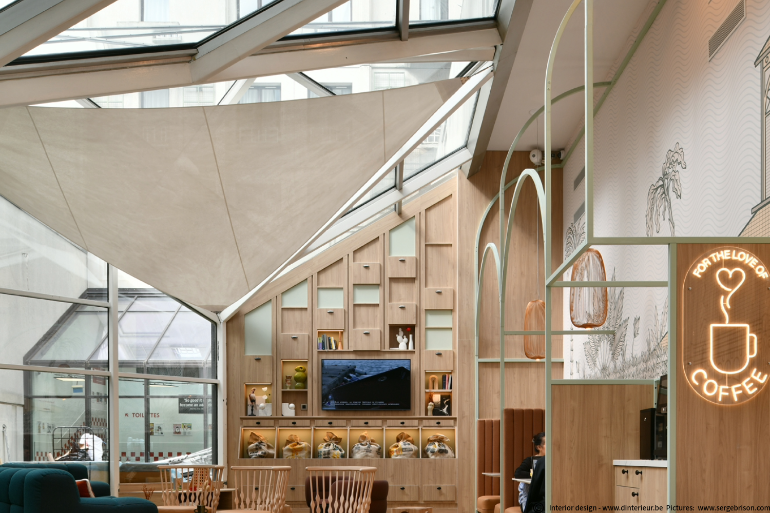 Hotel in Paris, France furniture