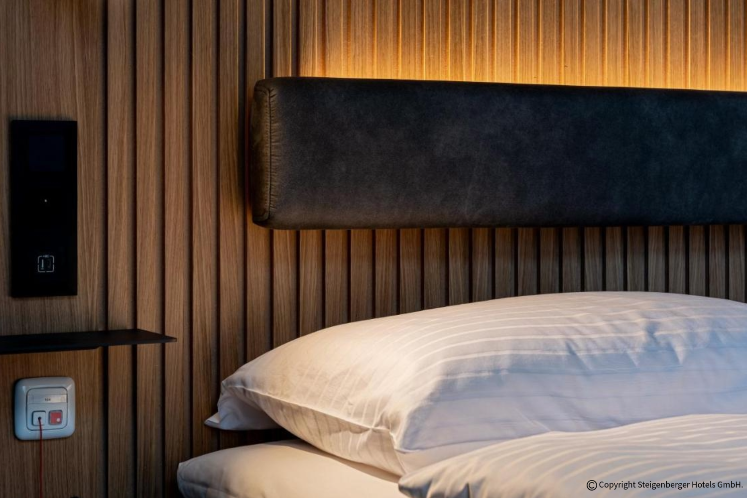 Rooms in Prague with furniture