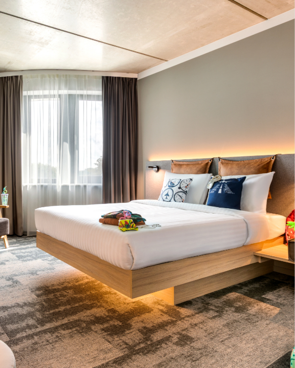 Antoine Deckers Citadines Republique Paris furniture