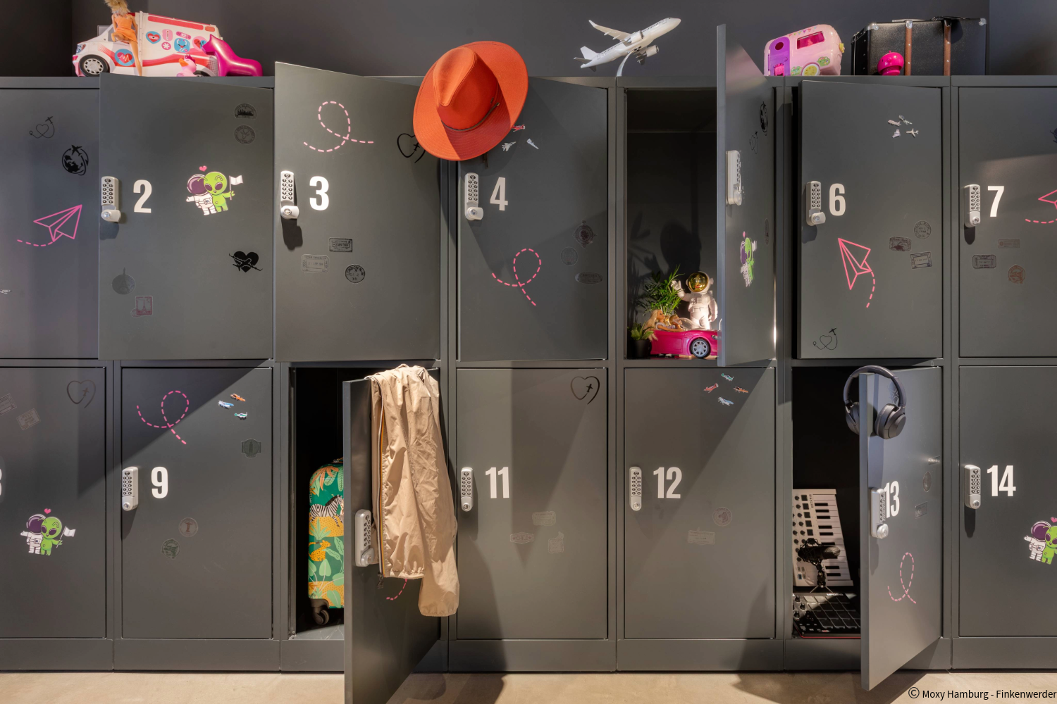 installation Hamburg Finkenwerder public areas